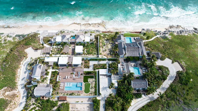 Caribbean villa for large groups